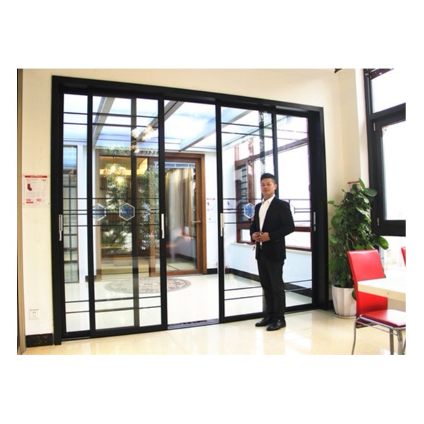 加盟伊盾門窗，實現你發財致富的夢想！