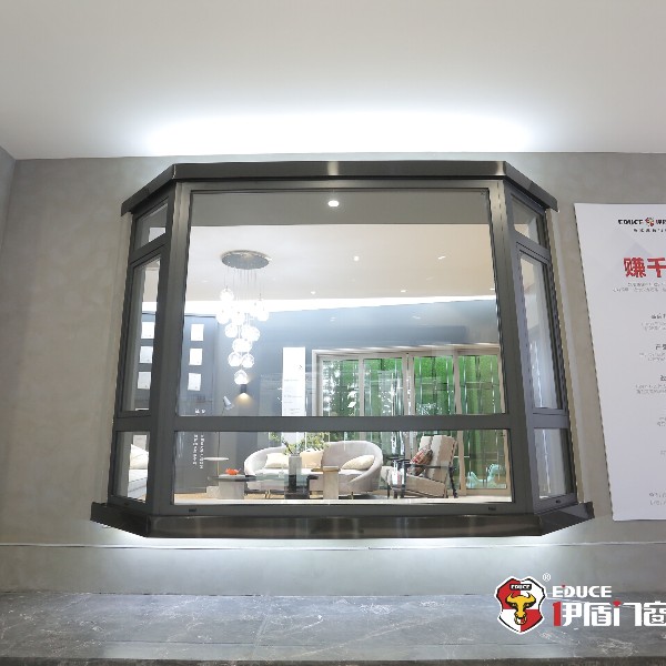 高效隔音門窗哪個(gè)品牌強(qiáng)？伊盾安全門窗好不好？